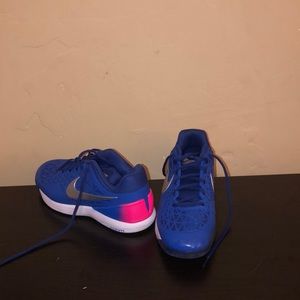 very cute sneakers